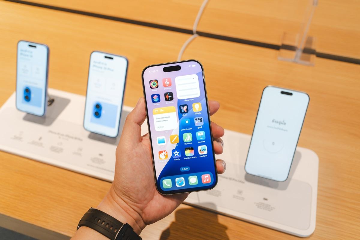 iPhone 18 ar putea fi lansat anul viitor. De ce ar am&acirc;na Apple dezvăluirea următorului smartphone