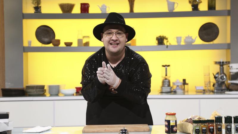 Îți amintești de Răzvan Babană de la Chefi la cuțite și Nea Marin? Cum arată azi, după ce a slăbit 94 de kilograme