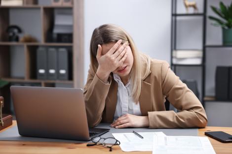 Boala la care te expui dacă stai jos chiar și 1 oră &icirc;n plus. Puțini știu care e pericolul real