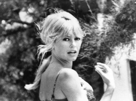 Cum arată morm&acirc;ntul lui Brigitte Bardot. Imaginile care au intrigat