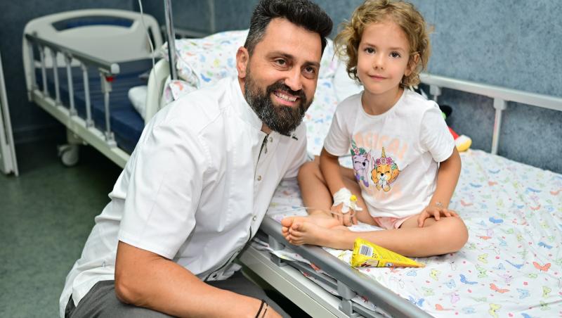 Chef Orlando Zaharia a gătit pentru copiii de la Spitalul de Pediatrie din Ploiești