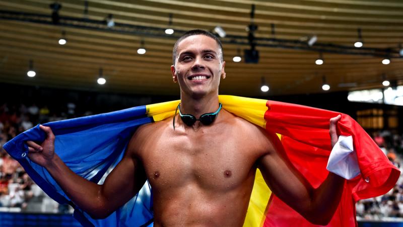 David Popovici, aur la 200 m liber la Campionatele Europene de la Paris. Sportivul român a marcat un moment istoric în natație
