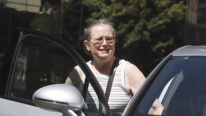Cum arată Bridget Fonda acum, după ce a slăbit 50 de kilograme. Era una dintre cele mai dorite actrițe de la Hollywood în anii 90