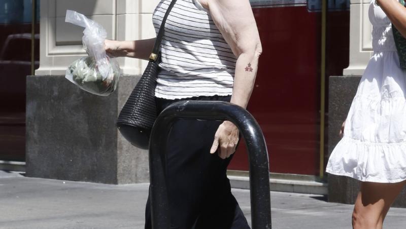 Cum arată Bridget Fonda acum, după ce a slăbit 50 de kilograme. Era una dintre cele mai dorite actrițe de la Hollywood în anii 90