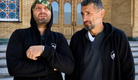 Jurnal de călătorie &ndash; Asia Express | Drumul Mătăsii, episodul 6. Cum s-au completat perfect Cheloo și Mihai Banu pe traseu