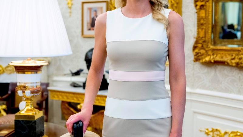 Cine e Natalie Harp, asistenta lui Donald Trump. E nonstop lângă președinte, călătorind inclusiv în portbagaj pentru el