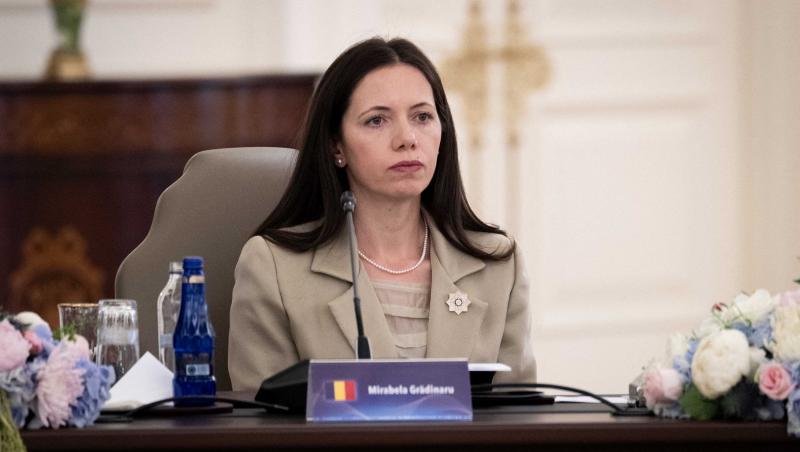 Mirabela Grădinaru, vizită la Kiev fără Nicușor Dan. Cum s-a îmbrăcat la întâlnirea cu Olena Zelenska, Prima Doamnă a Ucrainei