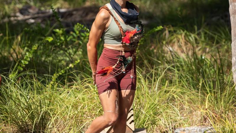 Andreea Munteanu de la Survivor s-a căsătorit civil cu logodnicul ei. Imagini cu cei doi miri