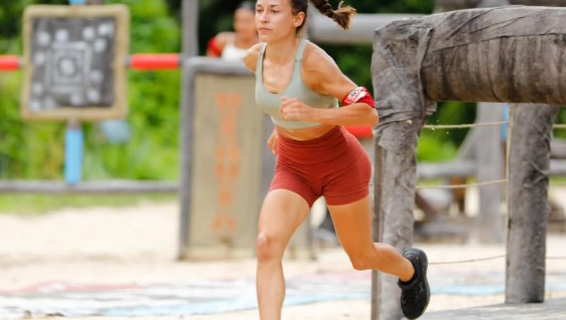 Andreea Munteanu de la Survivor s-a căsătorit civil cu logodnicul ei. Imagini cu cei doi miri
