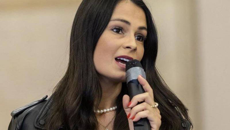 Sarah, fiica Ancăi Serea, pleacă la facultate în Italia! Cât o costă pe vedetă visul fiicei sale: „Pentru noi nu va fi simplu”