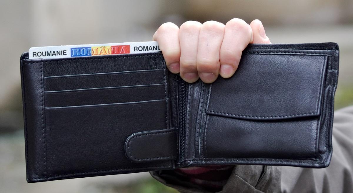 Schimbare importantă pentru rom&acirc;ni. Ce se &icirc;nt&acirc;mplă cu buletinul vechi și p&acirc;nă c&acirc;nd răm&acirc;ne valabil
