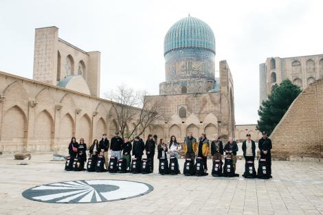 Asia Express intră &icirc;n ultima etapă din Uzbekistan! Lampa lui Aladin și muzica uzbekă dau startul aventurii