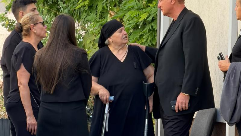 Nick Rădoi a ajuns la capela unde este depusă Mădălina Apostol. Primele imagini cu omul de afaceri, în doliu