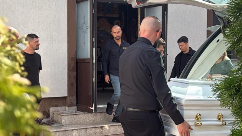 Actuala soție a primului soț al Mădălinei Apostol a venit la priveghi. Cele două femei ar fi fost cândva prietene apropiate