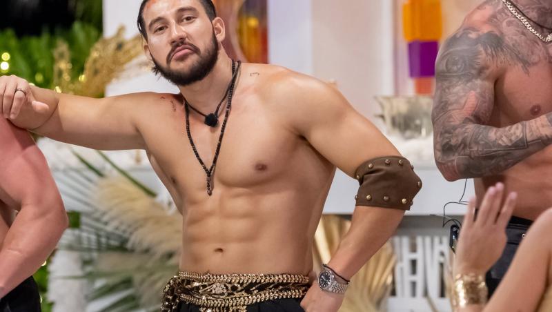 Cum arăta Mirel Gheorghe de la Insula Iubirii înainte să-și lase părul lung. Ispita nu a avut tot timpul plete