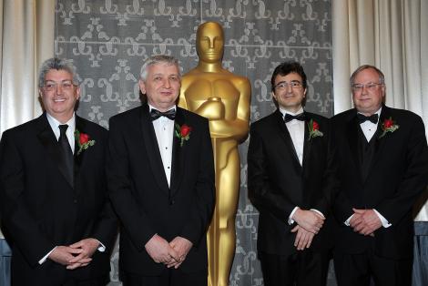 Rom&acirc;nii care au c&acirc;știgat un Oscar, deși puțini au auzit despre ei.Invenția lor e folosită &icirc;n unele dintre cele mai cunoscute filme