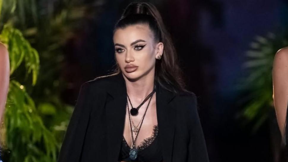 Bianca Ghiurcă de la Insula Iubirii, imagini de colecție de la 20 de ani. Cum se afișa atunci alături de Prințul Marco