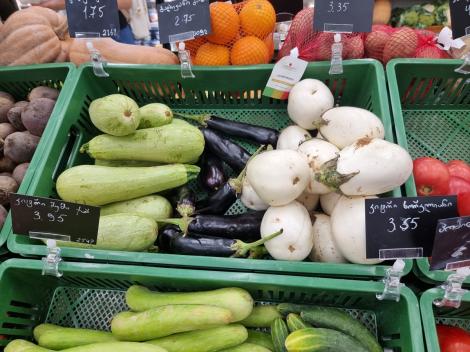 Leguma care se vinde ca p&acirc;inea caldă &icirc;n piețele din Rom&acirc;nia. Costă 10 lei kilogramul și puțini știu c&acirc;t de gustoasă este