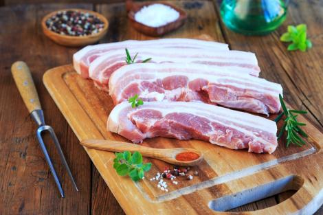 Pericolul ascuns din carnea de porc care &icirc;ți poate afecta creierul. Ce trebuie să faci ca să te protejezi