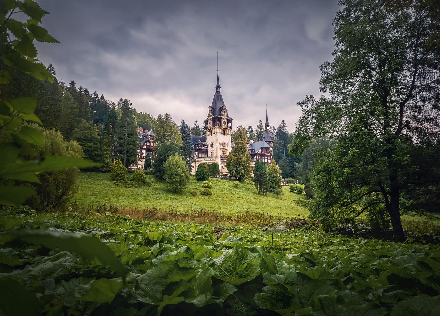 Celebrul Castel Peleș, fosta reședință a lui Carol I, primul rege al României – Sinaia, Transilvania.
