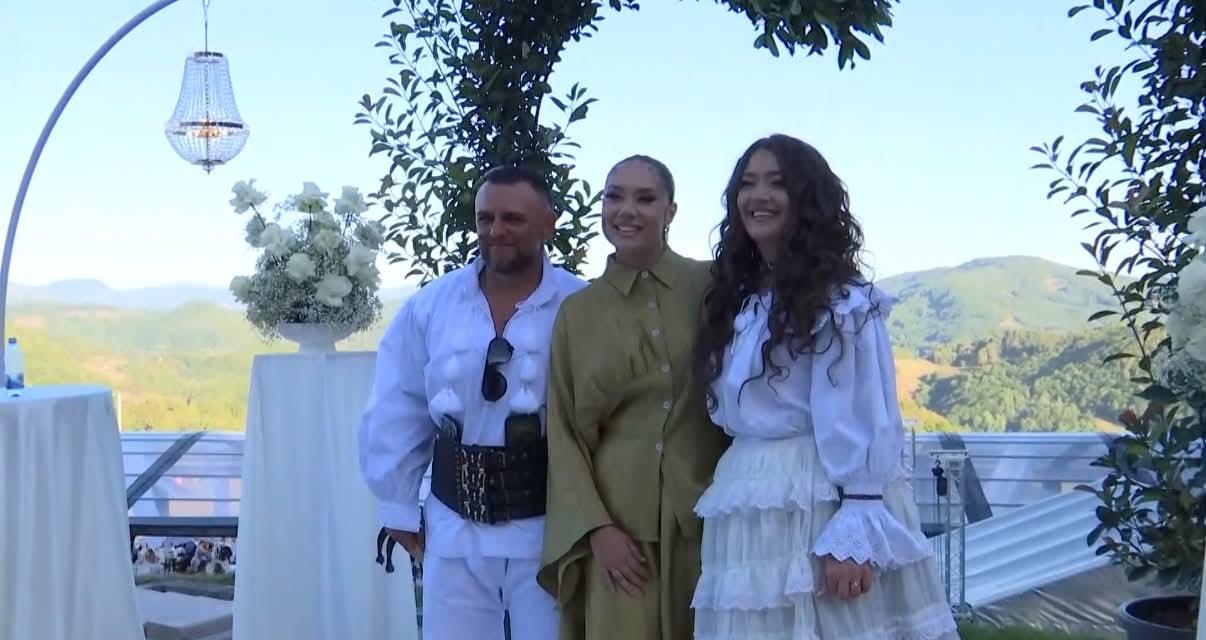 Carmen Chindriș s-a căsătorit în mare secret! Unde a avut loc cununia și cum a arătat artista în ziua cea mare