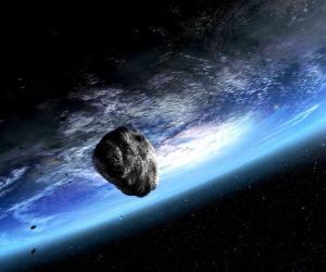 Asteroid potenţial periculos, la mică distanţă de Pământ. Este mai mare decât orice clădire din lume