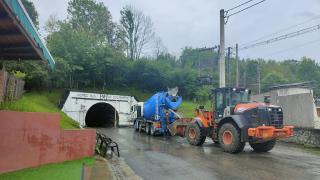 Ultimele zile ale Salinei Praid. „Cât o nucă era gaura din perete, apoi s-a tot mărit”. Cât de fezabilă este soluția evacuării apei | Reportaj