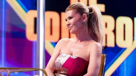 &bdquo;Furnicuțele&rdquo;, invitată Diana Matei. Artista, emoționată p&acirc;nă la lacrimi de cufărul primit de la Denise Rifai. Ce se afla &icirc;n el