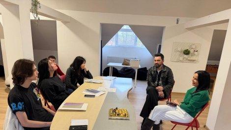 Chef Orlando Zaharia, alături de tinerii vulnerabili,  &icirc;ntr-un proiect caritabil menit să le ofere &icirc;ndrumare vocațională