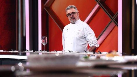 Premieră istorică la Chefi la cuțite: Chef-ul cu 3 stele Michelin Mauro Uliassi vine la jurizare, &icirc;n Semifinala sezonului 17