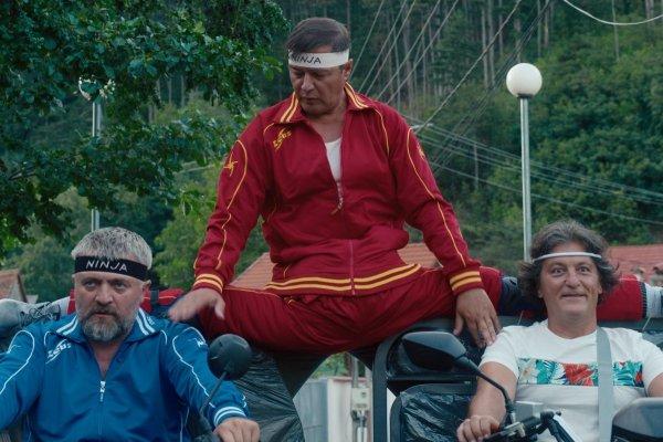 &Icirc;n AntenaPLAY ai comedie la superlativ! Filmul rom&acirc;nesc Transilvanian Ninja e diponibil acum 
