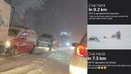 Val de glume pe aplicațiile GPS după ninsorile care au paralizat România. Mesajele amuzante ale celor blocați ore bune în trafic