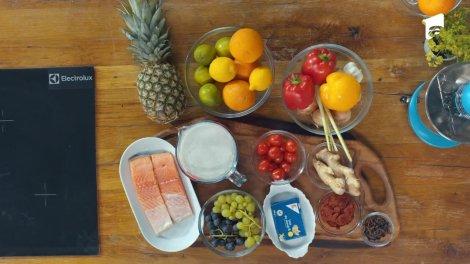 Hello Chef sezonul 2, 5 decembrie 2021. Roxana Blenche şi Cătălin Oprișan au preparat curry cu somon