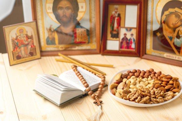 Rugăciunea care se rostește de Lăsata Secului înainte de Postul Crăciunului 2025. De ce are loc cu o zi înainte anul acesta