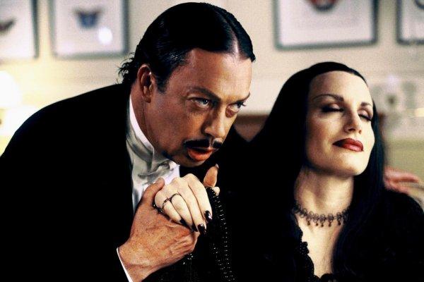 Actorul Tim Curry a murit la v&acirc;rsta de 80 de ani. A lăsat &icirc;n spate o carieră impresionantă