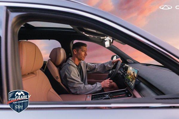 (P) SUV-ul lui Robert Lewandowski poate fi testat și &icirc;n Rom&acirc;nia.Cum poți c&acirc;știga un Family City Break la CHERY Open Doors