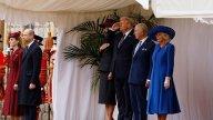 Melania și Donald Trump nu au făcut reverența în fața suveranilor Marii Britanii. De ce cuplul prezidențial a încălcat protocolul