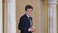 C&acirc;t costă rucsacul lui Nicușor Dan. Președintele Rom&acirc;niei nu se desparte de acest accesoriu vestimentar