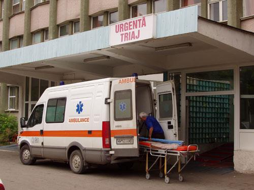 Scandal cu pumni si picioare in spitalul din Bacau