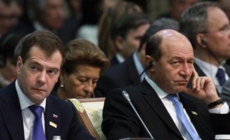 Summit-ul OSCE: Traian Basescu a discutat cu presedintele rus
