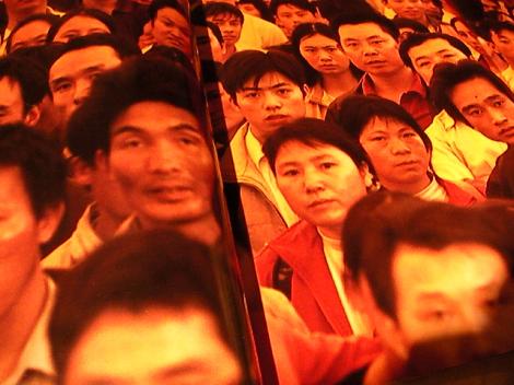 China incearca sa scape de "bomba demografica". Pentru prima data, s-a redus disproportia dintre femei si barbati