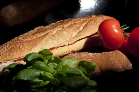 Pani cunzatu - sandvisul urias al sicilienilor