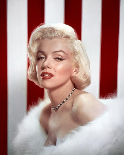 Marilyn Monroe se barbierea pe fata