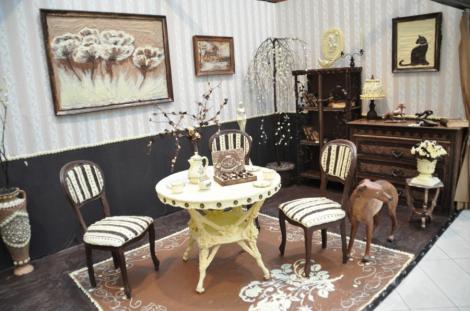 FOTO! Vezi cum arata camera cu mobilier NUMAI din ciocolata!