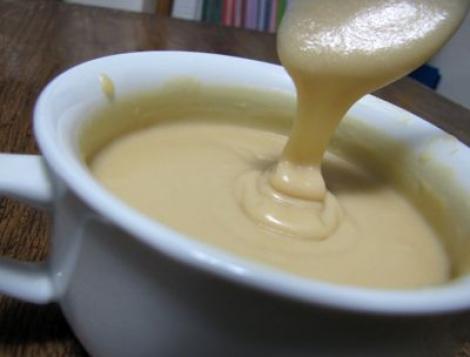 VIDEO! Reteta: Crema de vanilie cu busuioc