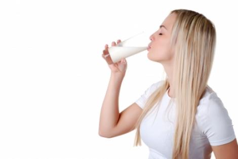 VIDEO! Ce este si cum apare intoleranta la lactoza