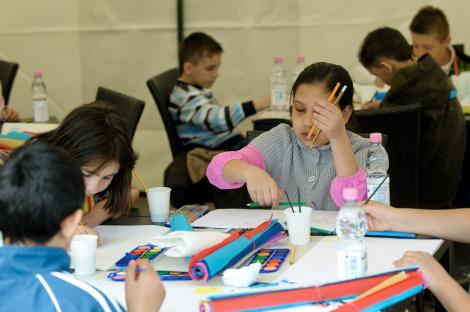 Studiu cutremurator: Copiii institutionalizati in Romania imbatranesc prematur