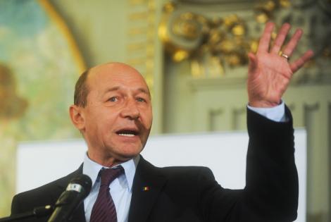 Basescu, la RRA: Sunt disponibil oricand sa prezint provenienta averii mele