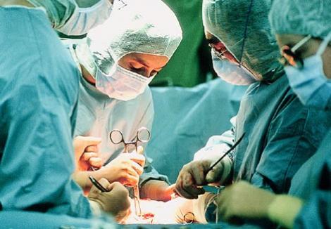 Premiera medicala: Implanturi de vase de sange obtinute in laborator