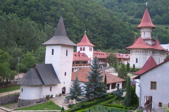 VIDEO! Manastirea Ramet - o comoara ascunsa a Transilvaniei